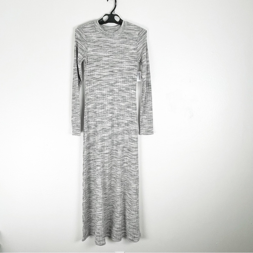 OLD NAVY Gray Long Sleeves Ribbed Knit Flare Hem Sweater Dress, Size Medium Tall